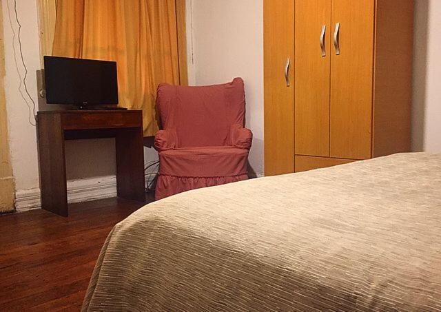 Hostal Fiorenttina บัลปาราอีโซ ภายนอก รูปภาพ