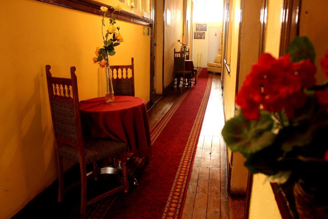 Hostal Fiorenttina บัลปาราอีโซ ภายนอก รูปภาพ